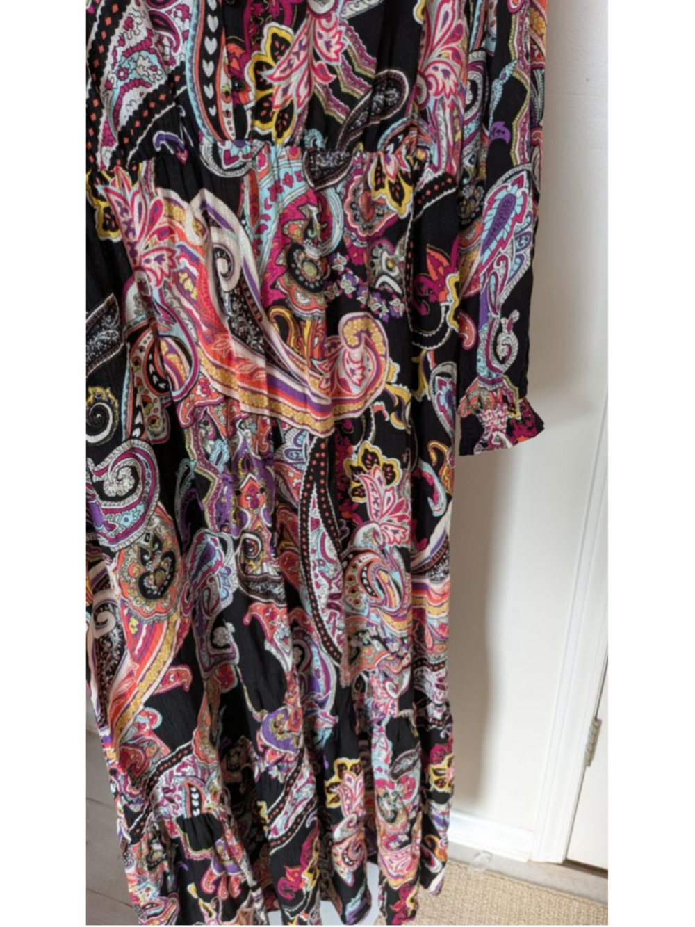 ECI New York Paisley Maxi Dress Button Front Faux Wrap Long Sleeve Boho XL - Picture 5 of 8
